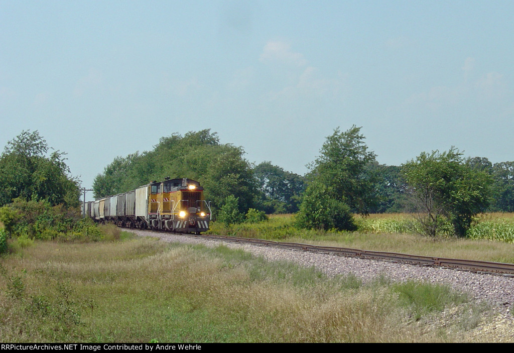 UPY 1316 leads the return to Janesville
